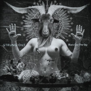 Strung Out - Black Out The Sky i gruppen CD / Pop-Rock hos Bengans Skivbutik AB (3126967)
