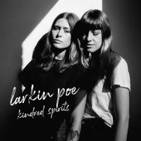 LARKIN POE - KINDRED SPIRITS (AQUA COLOUR VINYL i gruppen VI TIPSAR / Julklappstips Vinyl hos Bengans Skivbutik AB (4312258)