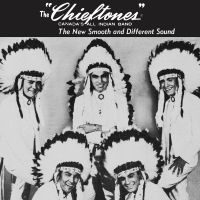 The Chieftones - The New Smooth And Different Sound i gruppen VI TIPSAR / Julklappstips Vinyl hos Bengans Skivbutik AB (5509485)