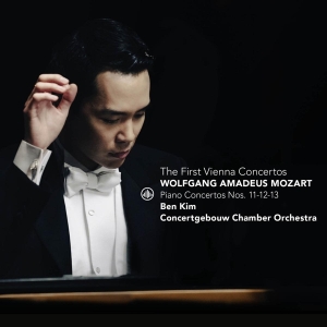 Ben Kim & Concertgebouw Chamber Orchestra - Mozart: The First Vienna Concertos i gruppen VI TIPSAR / Fredagsreleaser / Fredag den 8:e Mars 2024 hos Bengans Skivbutik AB (5513997)