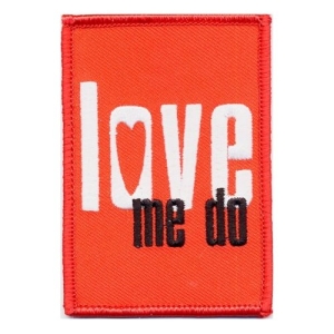 The Beatles - Love Me Do Standard Patch i gruppen MERCHANDISE / Merch / Pop-Rock hos Bengans Skivbutik AB (5538482)