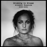 Hasty Kat - Drowning In Dreams i gruppen VI TIPSAR / Fredagsreleaser / Fredag den 28:e Juni 2024 hos Bengans Skivbutik AB (5540143)