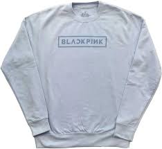 Blackpink - Logo Uni Lht Blue Sweatshirt   i gruppen MERCHANDISE / Hoodies / K-Pop hos Bengans Skivbutik AB (5551783)