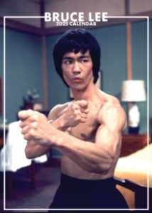 Bruce Lee - 2025 Calendar i gruppen VI TIPSAR / Fredagsreleaser / Fredag den 16:e augusti hos Bengans Skivbutik AB (5560270)