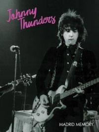 Thunders Johnny - Madrid Memory (Dvd) i gruppen VI TIPSAR / Fredagsreleaser / Fredag den 13:e december 2024 hos Bengans Skivbutik AB (5569200)