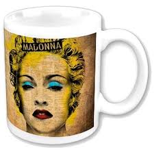 Madonna - Celebration - Boxed Mug i gruppen MERCHANDISE / Merch / Pop-Rock hos Bengans Skivbutik AB (5572266)