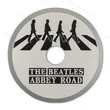 The Beatles - Abbey Road 45 Adaptor i gruppen ÖVRIGT / Vinyltillbehör / Övrigt hos Bengans Skivbutik AB (5573629)