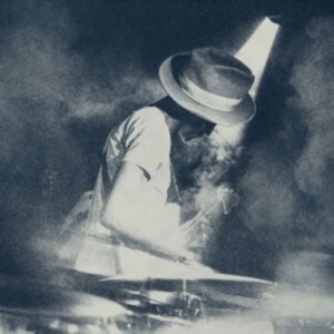 Jones Keziah - Alive & Kicking - Live i gruppen VINYL / Pop-Rock hos Bengans Skivbutik AB (5575196)