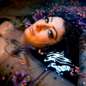 Rebecca Vasmant - Who We Are Becoming i gruppen ÖVRIGT / Övrigt / aub hos Bengans Skivbutik AB (5589456)