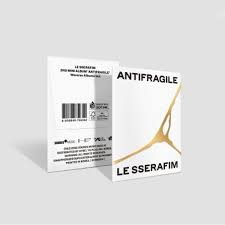 Le Sserafim - Antifragile (Weverse Albums Ver.) i gruppen ÖVRIGT / Övrigt / aub hos Bengans Skivbutik AB (5591972)