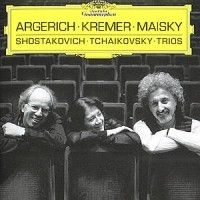 Tjajkovskij/ Sjostakovitj - Pianotrios i gruppen CD / Klassiskt hos Bengans Skivbutik AB (520556)